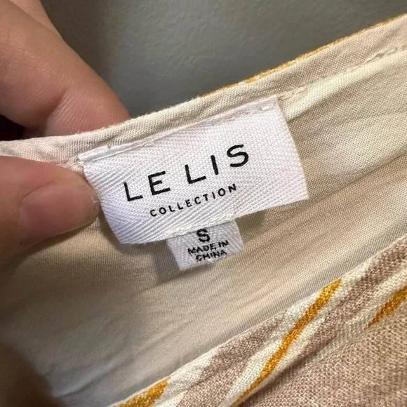 LE LIS - STRIPED CROPPED CROSSED BACK JUMPSUIT Size small EUC - Picture 4 of 10